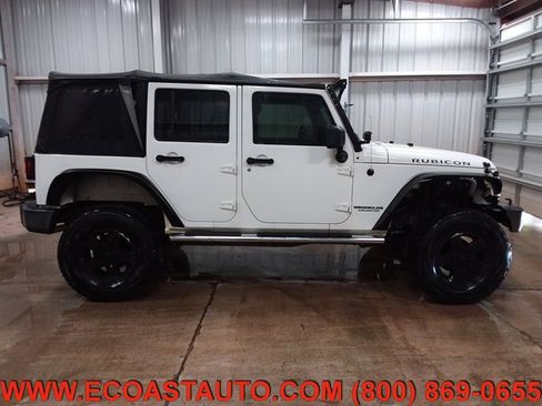 Used 2010 Jeep Wrangler Unlimited Rubicon image 6