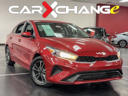 Used 2023 Kia Forte LXS w/ LXS Technology Package FWD image 1