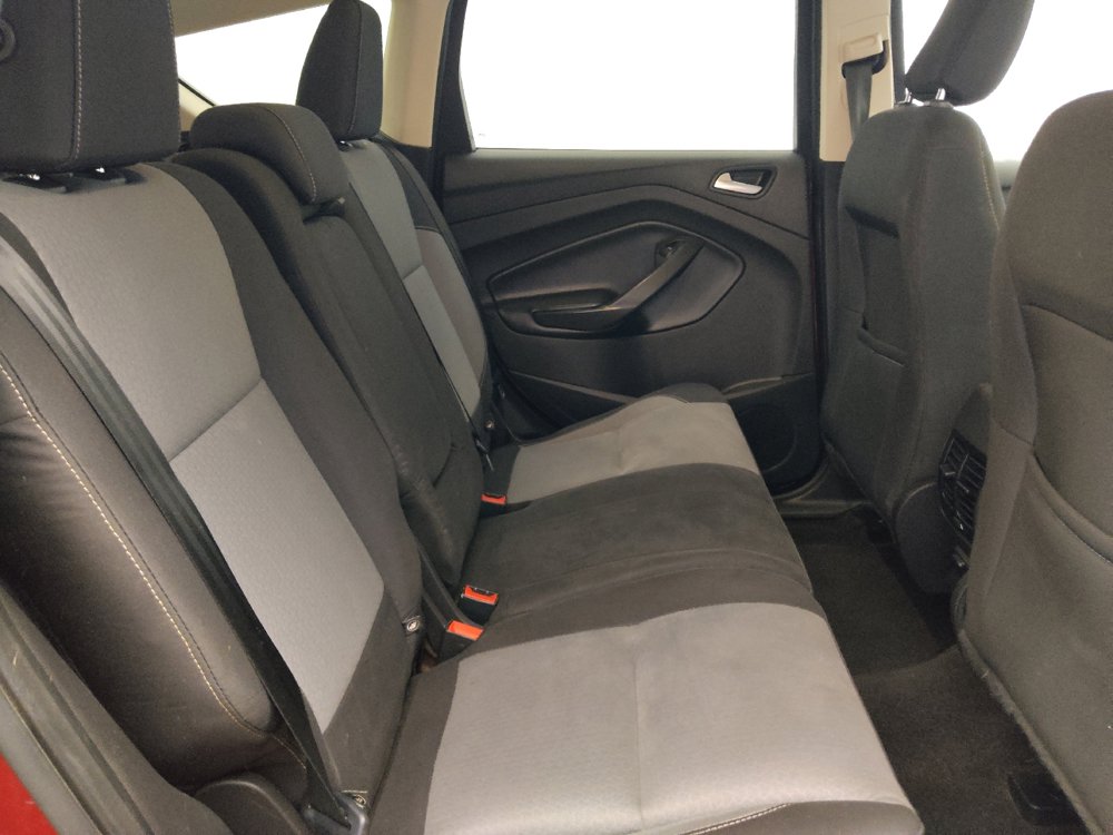 Used 2018 Ford Escape SE w/ SE Sync 3 Package AWD/4WD image 19