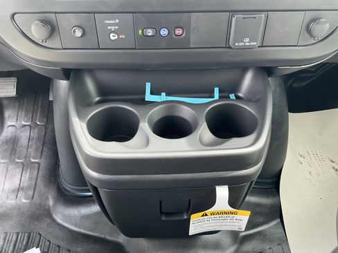 New 2025 Chevrolet Express 2500 w/ Driver Convenience Package RWD image 18