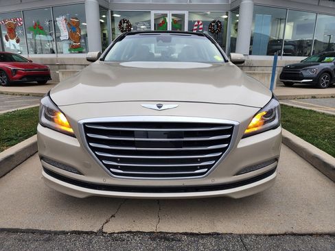 Used 2015 Hyundai Genesis 3.8 w/ Option Group 03 image 2