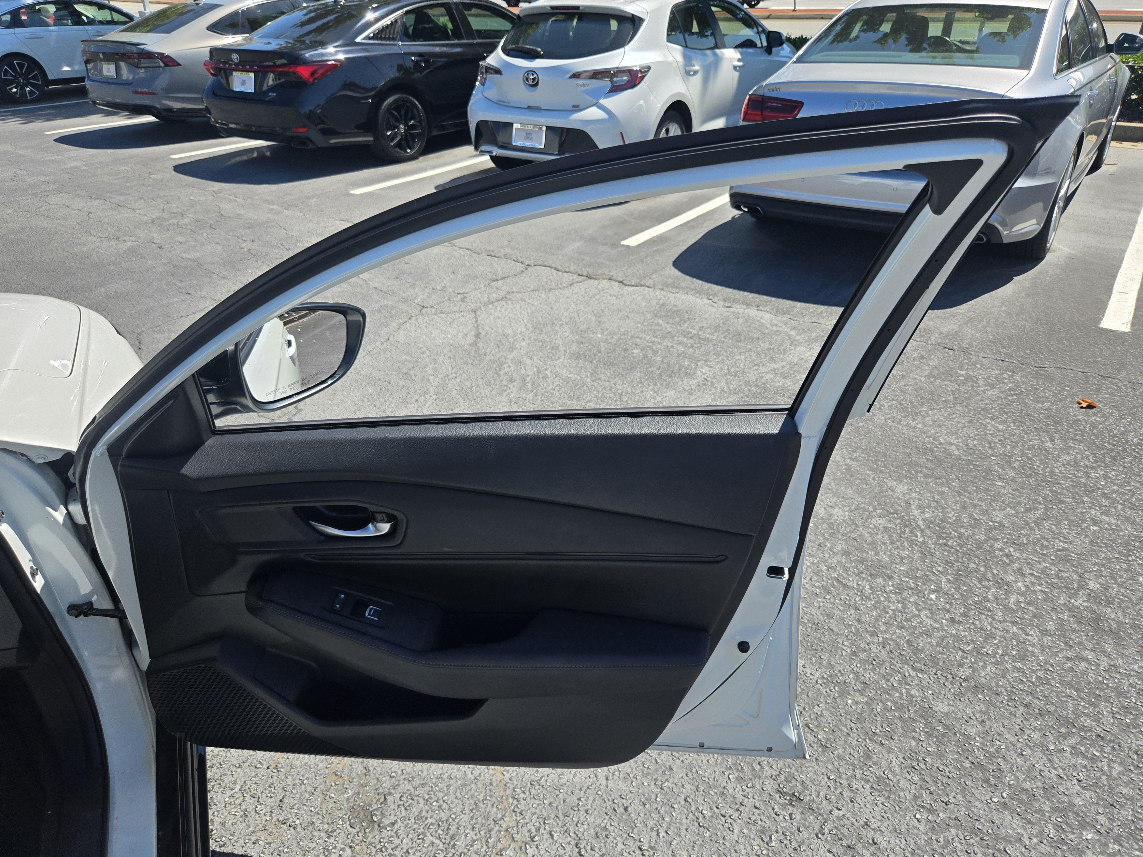 Used 2024 Honda Accord Sport image 27
