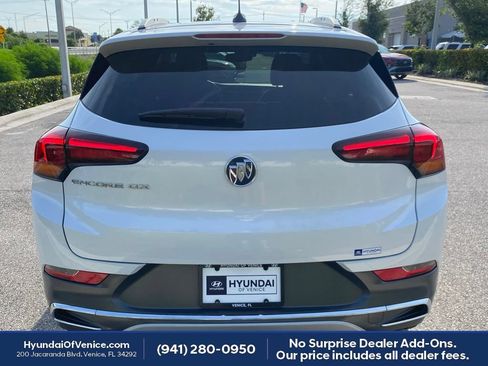Used 2022 Buick Encore GX Essence w/ Experience Buick Package FWD image 39