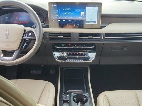 Certified 2024 Lincoln Corsair Reserve FWD image 20