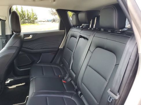 Used 2022 Ford Escape SEL w/ Technology Package AWD/4WD image 27