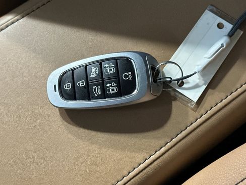 Used 2022 Hyundai Sonata Limited w/ Winter Weather Package image 26