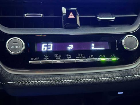 Certified 2024 Toyota Corolla SE FWD image 15