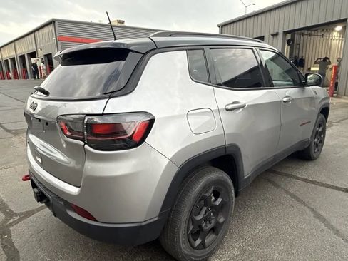 Used 2023 Jeep Compass Trailhawk w/ Trailhawk Elite Group AWD/4WD image 4