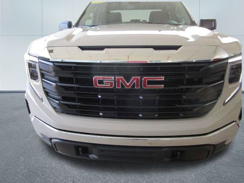 New 2026 GMC Sierra 1500 Pro w/ Pro Value Package image 13