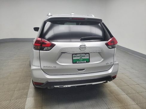 Used 2020 Nissan Rogue SV AWD/4WD image 6