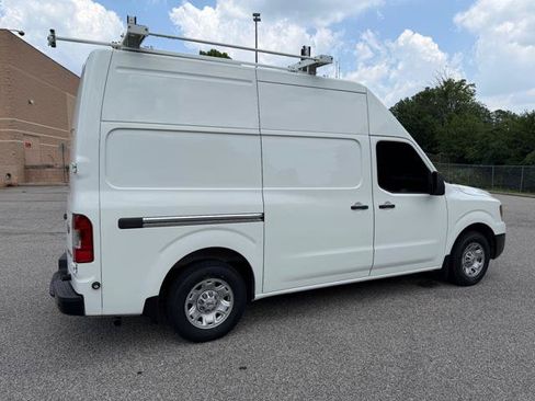 Used 2018 Nissan NV 2500 SV RWD image 40
