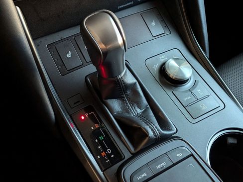 Used 2025 Lexus IS 300 F Sport RWD image 24