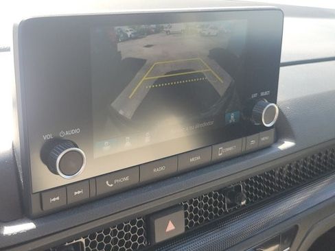 Used 2025 Honda CR-V EX image 27
