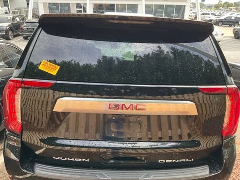 Used 2022 GMC Yukon Denali w/ Denali Ultimate Package AWD/4WD image 5