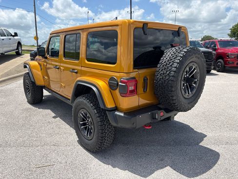 New 2026 Jeep Wrangler Unlimited Rubicon AWD/4WD image 4
