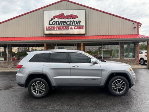 Used 2021 Jeep Grand Cherokee Limited AWD/4WD image 3