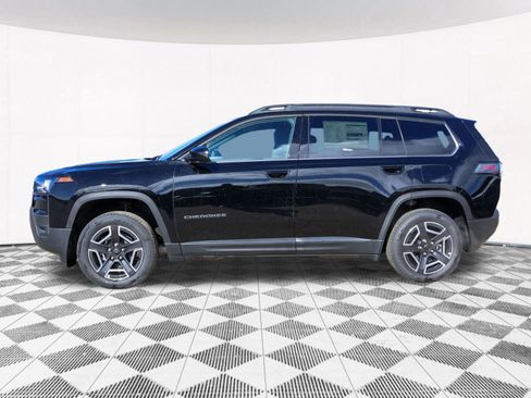 New 2026 Jeep Cherokee Laredo image 8