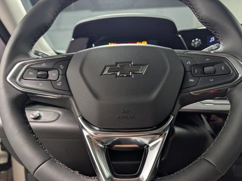 New 2026 Chevrolet Trax ACTIV w/ Sunroof Package FWD image 20