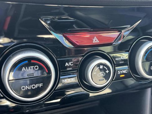 Used 2022 Subaru Forester Limited image 40