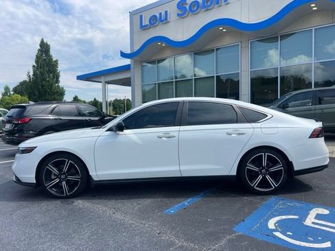 Used 2023 Honda Accord Sport image 12