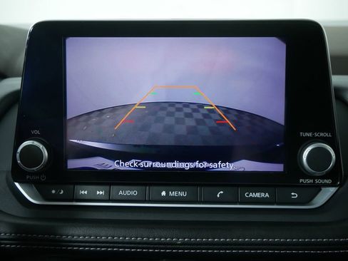 Used 2023 Nissan Rogue SV w/ SV Premium B Package image 34