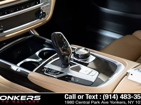 Used 2019 BMW 750i xDrive w/ Executive Package image 21