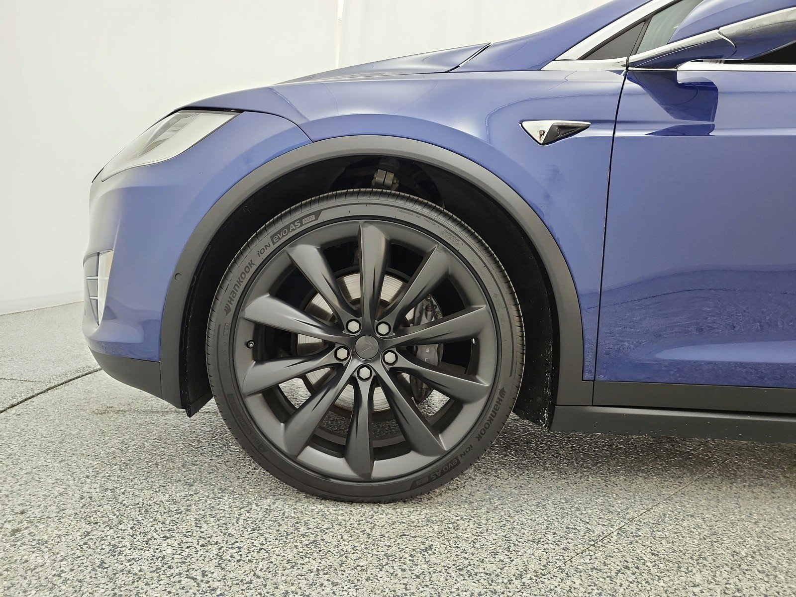 Used 2019 Tesla Model X 100D AWD/4WD image 17
