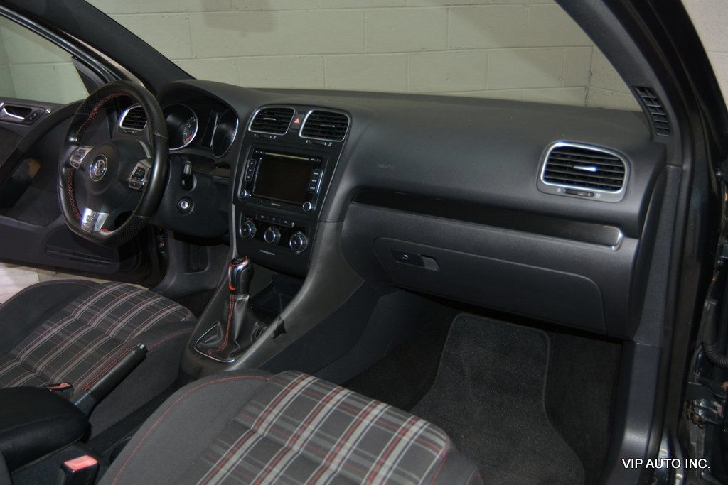 Used 2011 Volkswagen GTI 2-Door FWD image 24