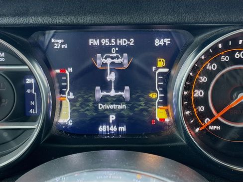 Used 2020 Jeep Gladiator Overland AWD/4WD image 8