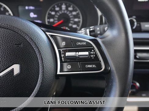 Used 2023 Kia Seltos S w/ Navigation Package image 4