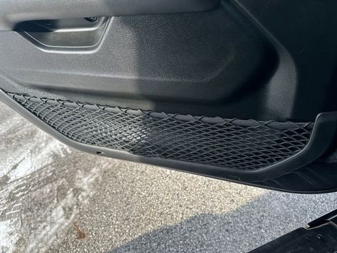 Used 2023 Jeep Gladiator Mojave w/ Cold Weather Group image 33