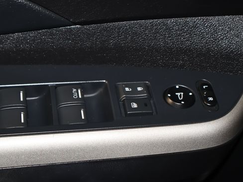 Used 2012 Honda CR-V EX-L image 33