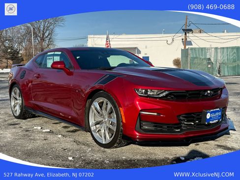 Used 2022 Chevrolet Camaro SS w/ Design Package 2 image 5