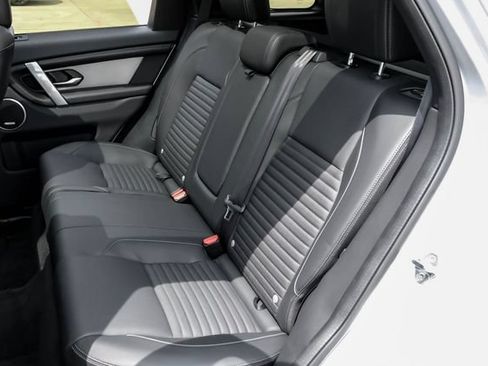 Used 2026 Land Rover Discovery Sport Landmark AWD/4WD image 47