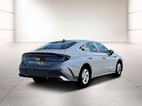 New 2026 Hyundai Sonata SE image 8