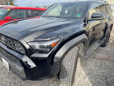 Used 2025 Toyota 4Runner TRD Off-Road image 3
