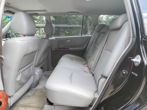 Used 2006 Toyota Highlander Limited AWD/4WD image 32