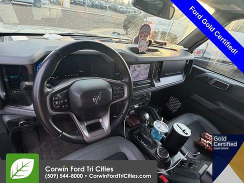 Used 2023 Ford Bronco Black Diamond image 6