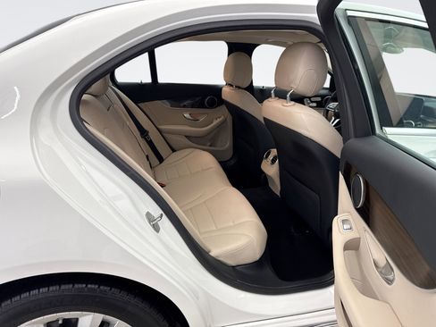 Used 2019 Mercedes-Benz C 300 4MATIC Sedan image 18
