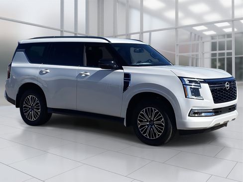 New 2026 Nissan Armada SL w/ Captain's Chari Seat Package image 8