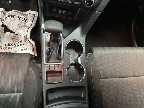 Used 2019 Kia Sportage LX image 17