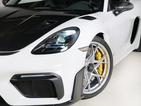 Certified 2025 Porsche 718 Cayman GT4 RS image 30