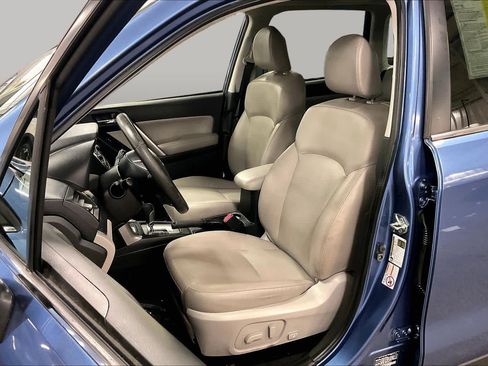 Used 2015 Subaru Forester 2.5i Limited AWD/4WD image 8