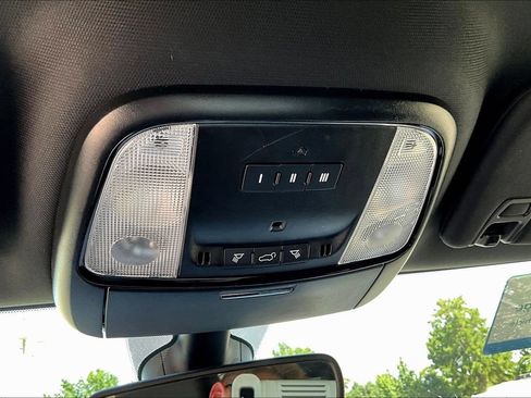 Used 2025 Dodge Durango GT AWD/4WD image 17