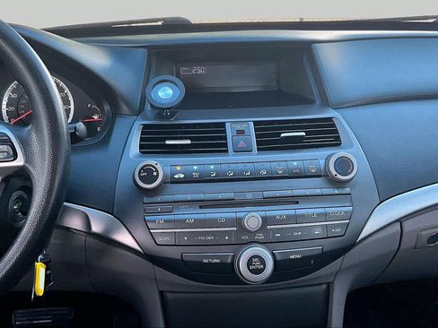 Used 2012 Honda Accord LX image 6