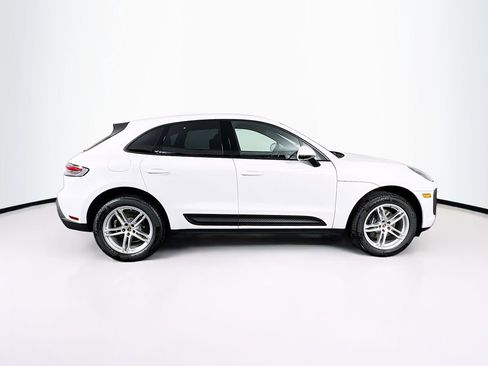 New 2026 Porsche Macan image 8