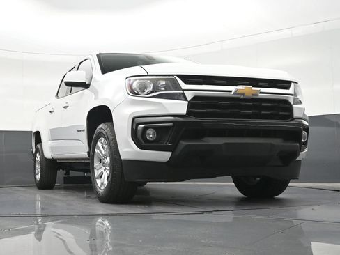 Used 2022 Chevrolet Colorado LT w/ Luxury Package RWD image 33