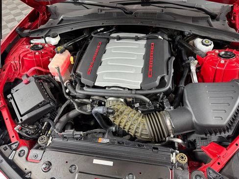 Used 2017 Chevrolet Camaro SS RWD image 14