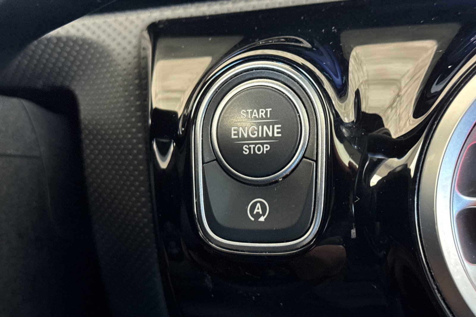 Used 2025 Mercedes-Benz CLA 250 image 26