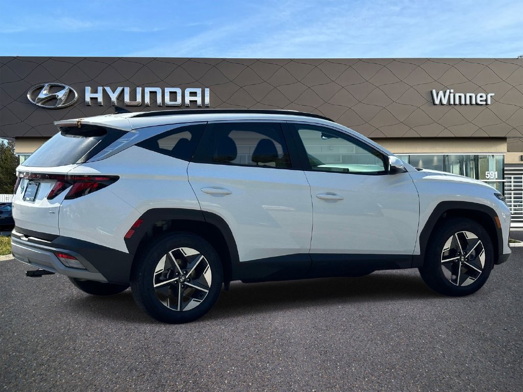 Used 2025 Hyundai Tucson SEL AWD/4WD image 4